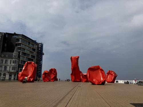 Kunst am Strand von Oostende
